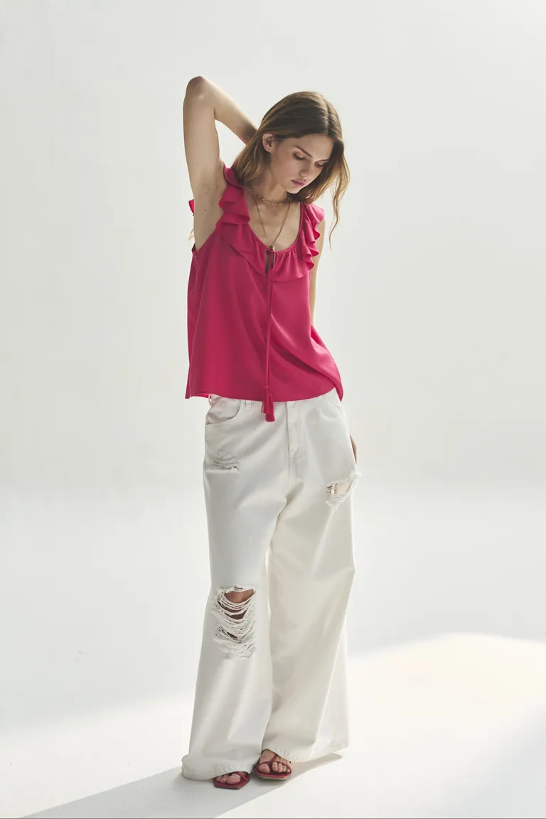 Blusa roja de estilo elegante y versátil para mujer de Akiabara en Blusas para argentina