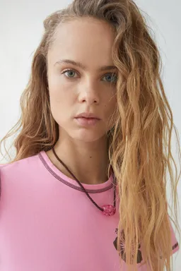 Remera crop estampada de Mango en Remeras para argentina