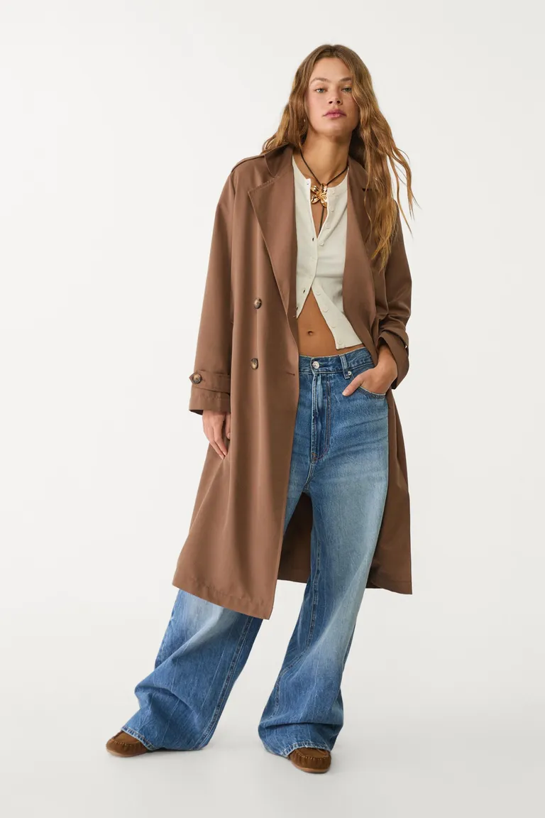 Trench fluido largo de Stradivarius en Chaquetas para argentina