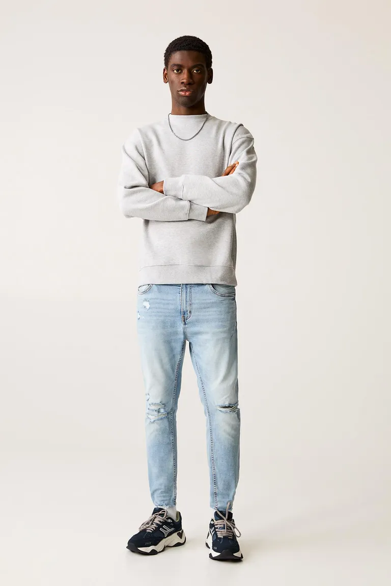 Jeans carrot rotos de Pull&Bear en Pantalones para argentina