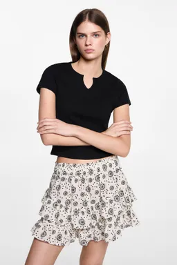 Remera cuello pico de Mango Teen en Remeras para argentina