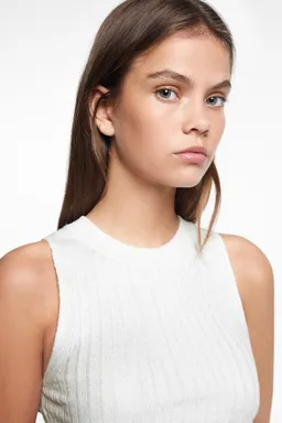 Top punto canalé de Mango Teen en Tops para argentina