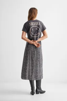 Falda midi floral de Mango Teen en Faldas para argentina