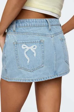 Minifalda denim lazos bordados de Edikted en Faldas para argentina