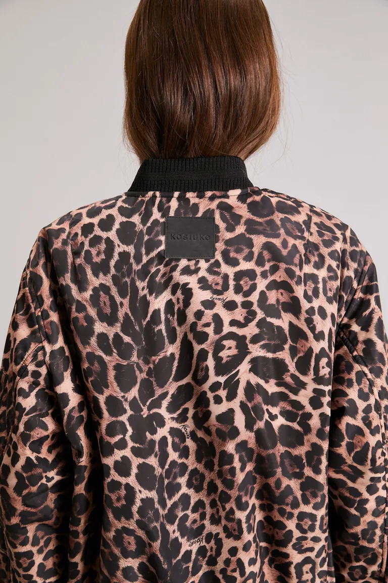 Chaqueta bomber de estampado de leopardo con detalles exclusivos de Kosiuko en Chaquetas para argentina