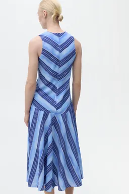 Vestido rayas evasé de Mango en Vestidos para argentina