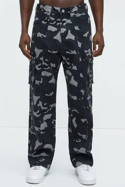 Jeans cargo camuflados de Fashion Nova en Pantalones para argentina