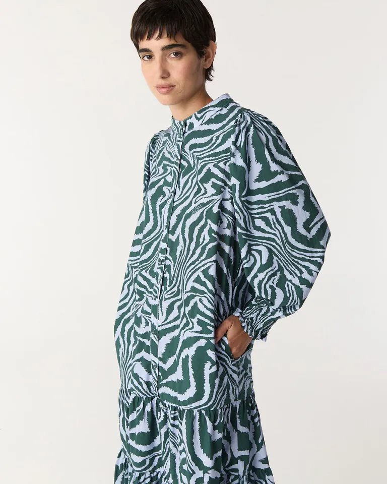 Vestido camisero largo con mangas abullonadas y detalle de volados en el ruedo de Furzai en Vestidos para argentina