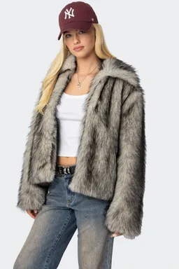 Campera piel sintética mob wife de Edikted en Chaquetas para argentina
