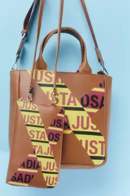 Billetera Collage de Justa Osadia en Bolsos y Carteras para argentina