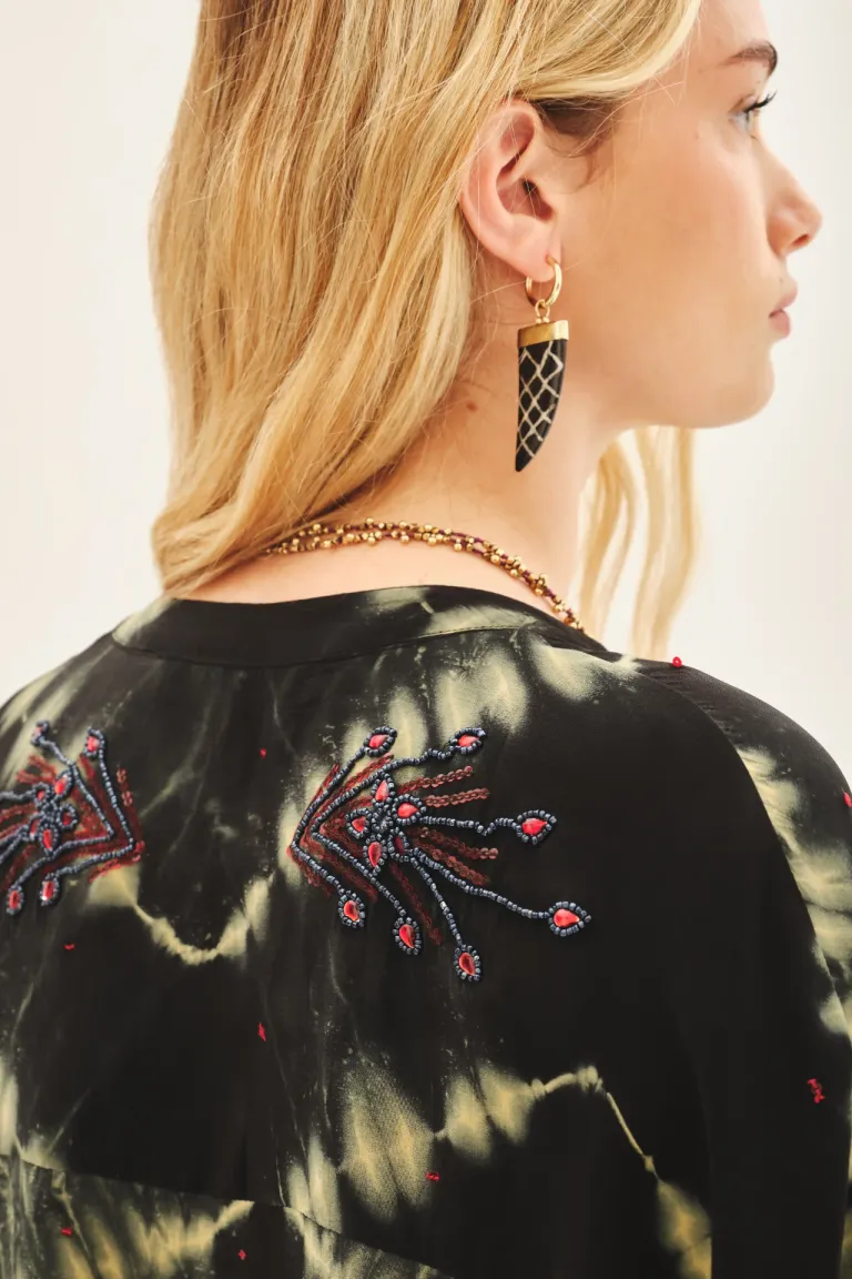 Camisa manga corta con estampado tie-dye y bordados de Rapsodia en Camisas para argentina