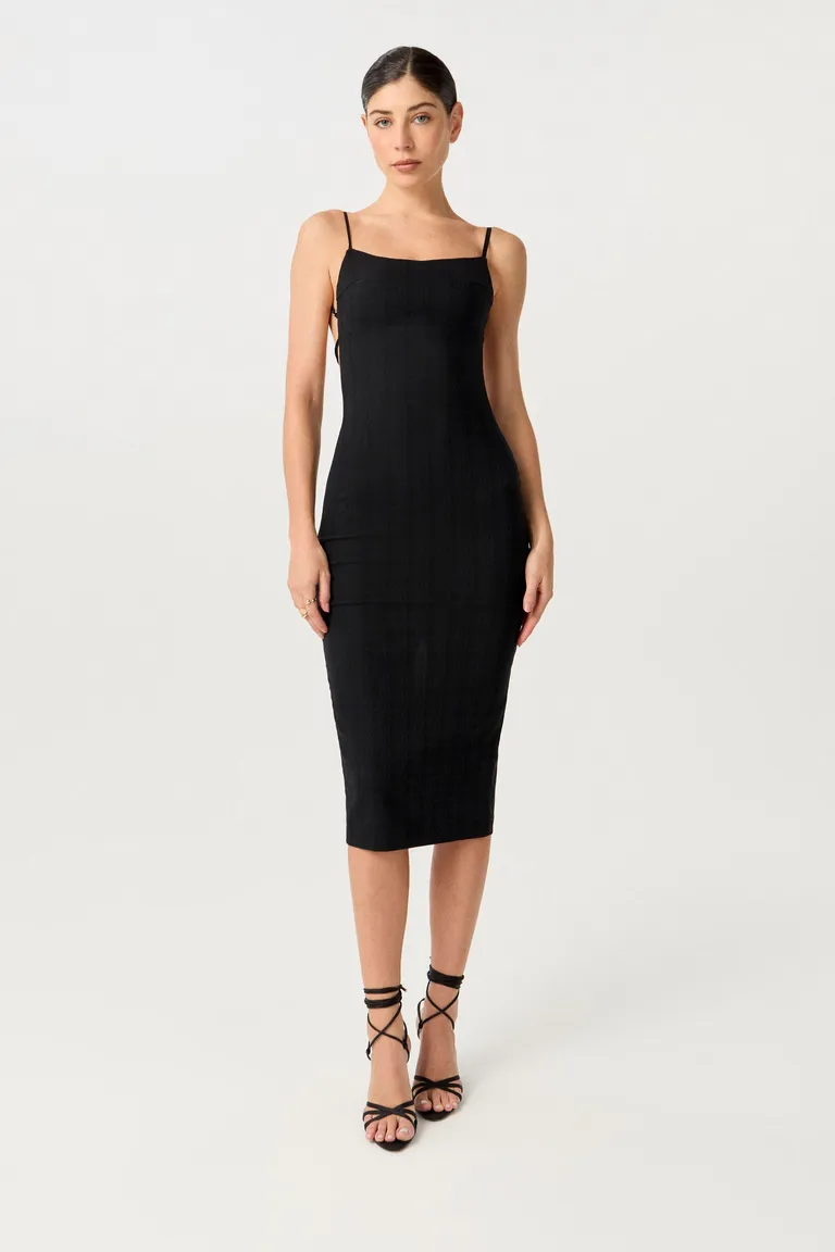 Vestido midi negro de silueta ceñida con escote pronunciado en la espalda de Markova en Vestidos para argentina