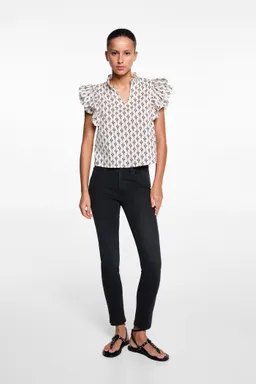 Jeans skinny con abertura de Mango Teen en Pantalones para argentina