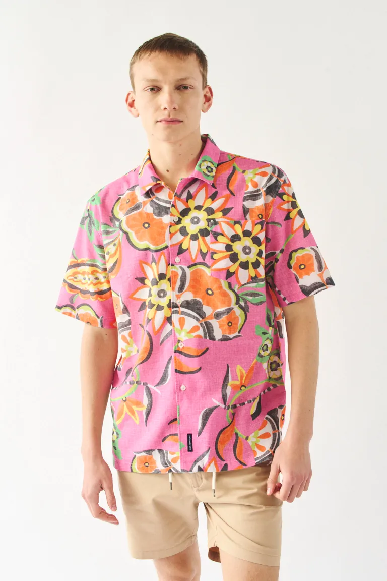 Camisa estampada de manga corta con diseño floral y tonos brillantes de Bensimon en Camisas para argentina