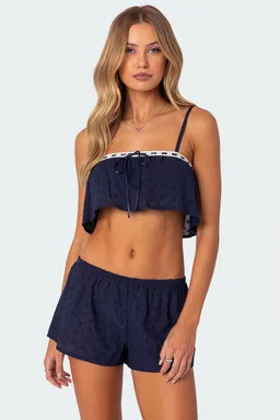 Crop top edan con ojalillos de Edikted en Tops para argentina