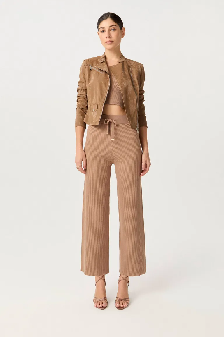 Chaqueta biker efecto gamuza de silueta entallada y manga larga con cierre metálico de Markova en Chaquetas para argentina