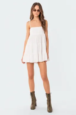 Mini vestido holgado marfil de Edikted en Vestidos para argentina