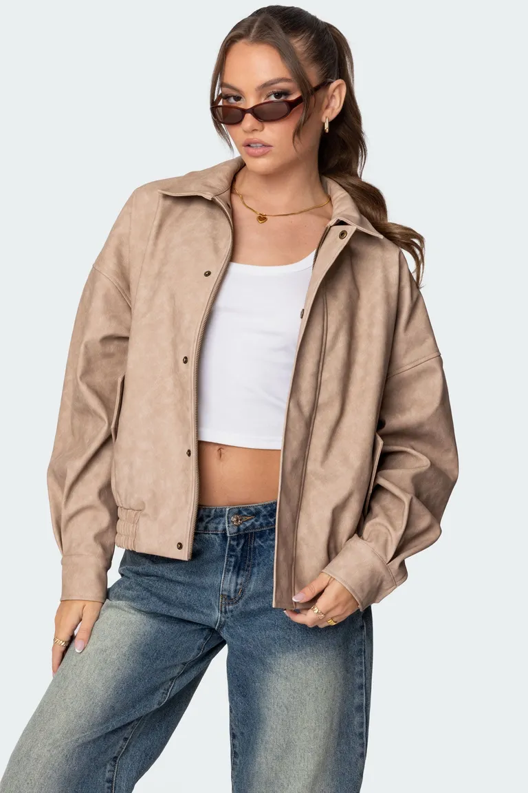 Campera cuero sintético oversize mori de Edikted en Chaquetas para argentina
