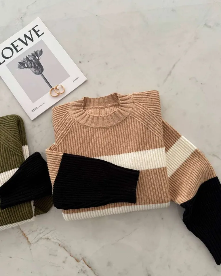 Suéter de corte holgado y estilo rayado para mujer de Hesed en Buzos y Sweaters para argentina