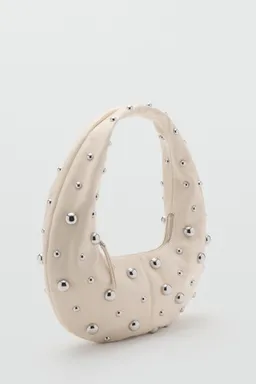 Bolso hombro con tachuelas de Mango en Bolsos y Carteras para argentina