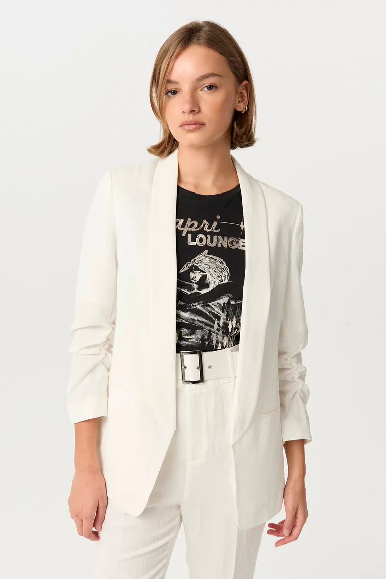 Blazer de silueta relajada con solapa smoking y mangas 3/4 con frunce de Markova en Blazers para argentina