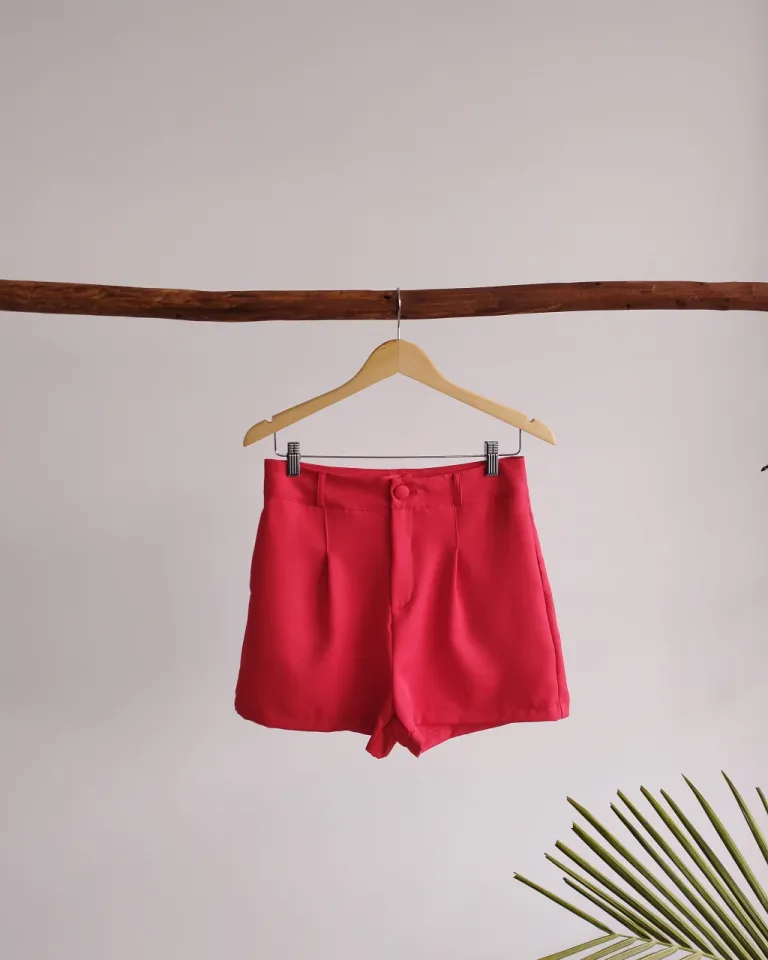 Shorts sastrero con brillo y boton forrado en color rojo de Lemmon en Shorts para argentina