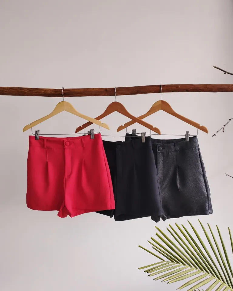 Shorts sastrero con brillo y boton forrado en color rojo de Lemmon en Shorts para argentina