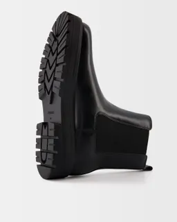Botín chelsea suela track de Bershka en Botas y Borcegos para argentina