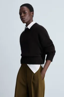 Pantalón recto con pinzas de Mango en Pantalones para argentina