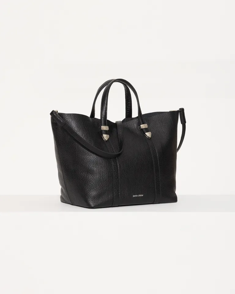 Elegante Bolso Tote de Cuero Negro con Cierre Magnético y Correa Regulable de Jazmin Chebar en Bolsos y Carteras para argentina