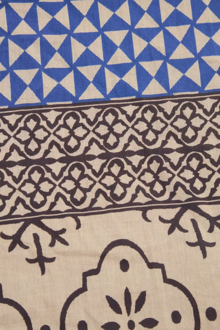 Pareo de Algodón Estampado - Pieza Clave para un Look Veraniego Sofisticado de Rapsodia en Swimwear y Beachwear para argentina