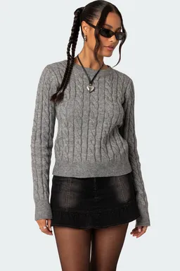 Sweater minka tejido trenzado de Edikted en Buzos y Sweaters para argentina