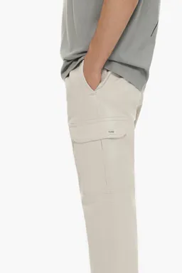 Pantalón jogger cargo de Lefties en Pantalones para argentina