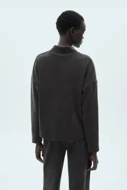 Sudadera pana cuello perkins de Mango en Buzos y Sweaters para argentina