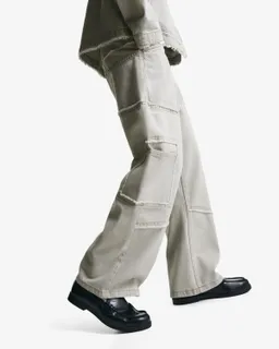 Jeans baggy con flecos de Bershka en Pantalones para argentina