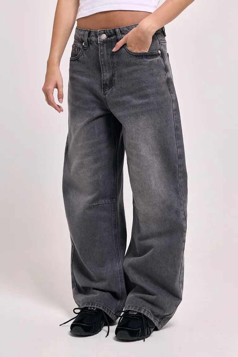 Jean de corte amplio con diseño de pernera holgada y estructura de tiro medio de 47 Street en Pantalones para argentina