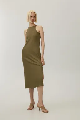 Vestido con cuello halter de Lefties en Vestidos para argentina