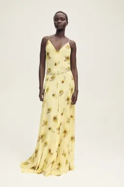 Vestido largo estampado floral de Mango en Vestidos para argentina