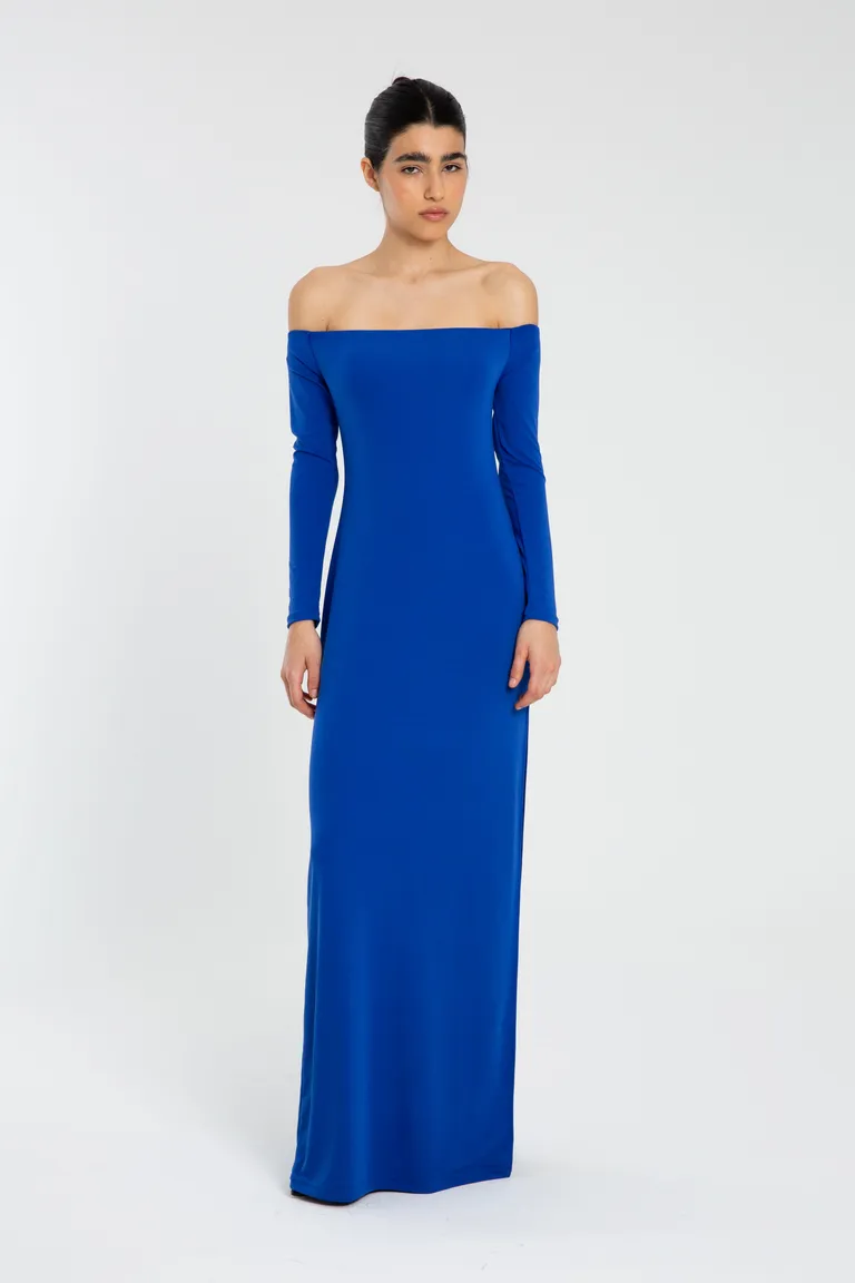 Vestido de punto azul con escote recto y hombros descubiertos de Naíma en Vestidos para argentina