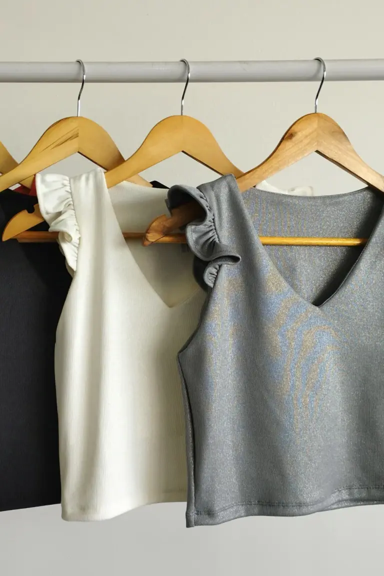 Top con Volado de Lemmon en Tops para argentina