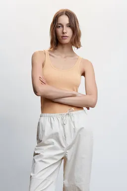 Remera breteles canalé de Mango en Remeras para argentina