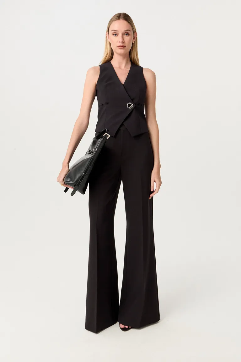 Chaleco sastre de diseño entallado y escote en V para mujer de Markova en Chalecos para argentina