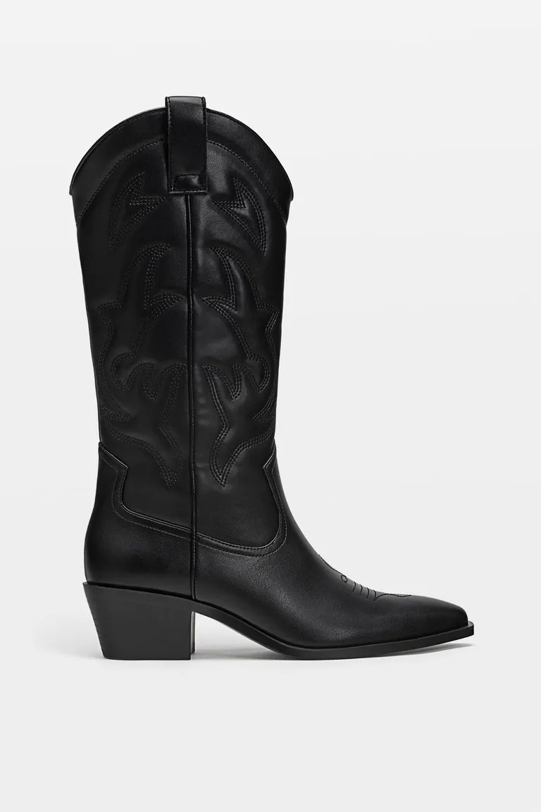 Botas cowboy con tacón de Stradivarius en Botas y Botinetas para argentina
