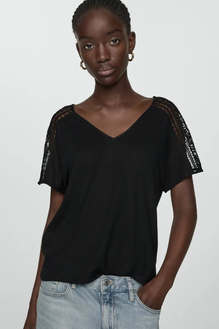 Camiseta detalles calados de Mango en Remeras para argentina
