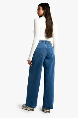 Jean boyfriend básico de Boohoo en Pantalones para argentina