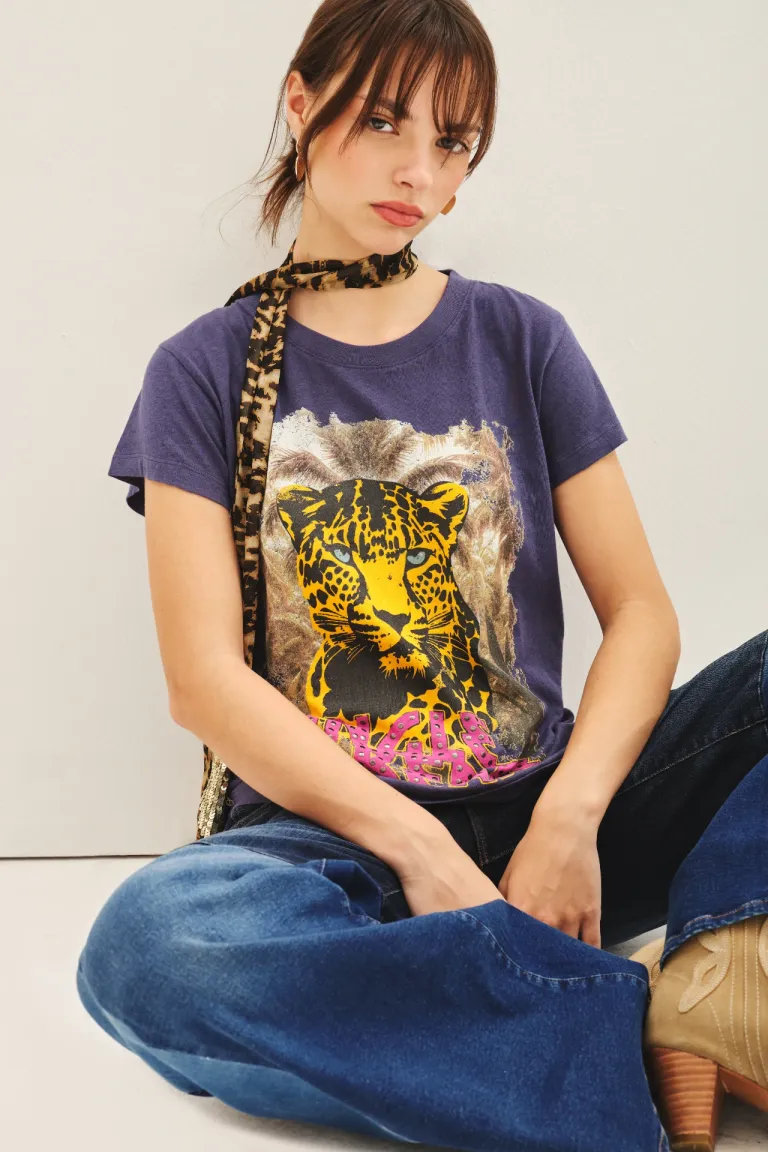 Remera de algodón con estampado digital de motivo animal africano de Rapsodia en Remeras para argentina