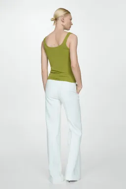 Top punto tirantes de Mango en Tops para argentina