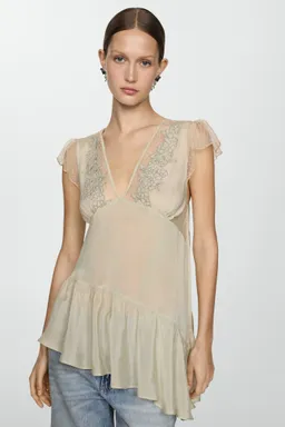 Blusa asimétrica bordada de Mango en Blusas para argentina
