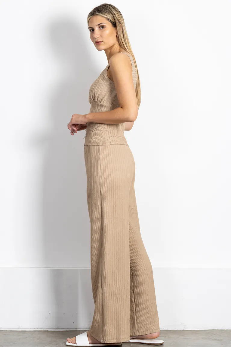 Pantalón recto con textura rayada y elástico en la cintura para mujer de Kill en Pantalones para argentina