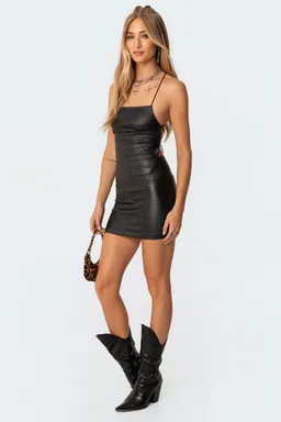 Mini vestido espalda descubierta dani de Edikted en Vestidos para argentina